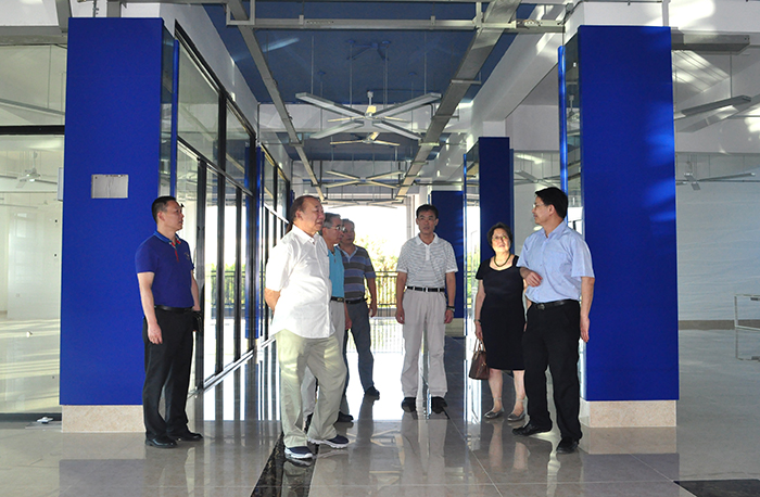 DSC_0410.JPG DSC_0410.JPG