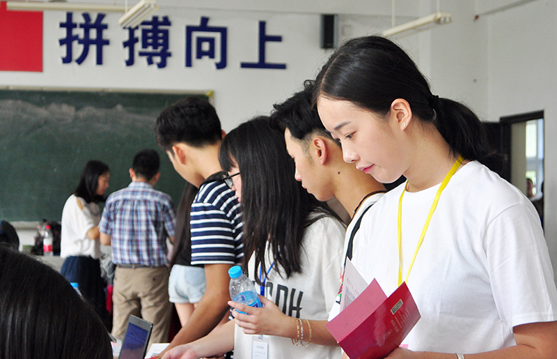 DSC_0588.jpg DSC_0588.jpg