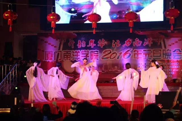 E:/lei/2015/缃戠珯绋夸欢/596340453356671006.jpg E:/lei/2015/缃戠珯绋夸欢/596340453356671006.jpg