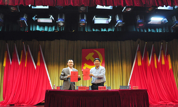 DSC_0359.JPG DSC_0359.JPG