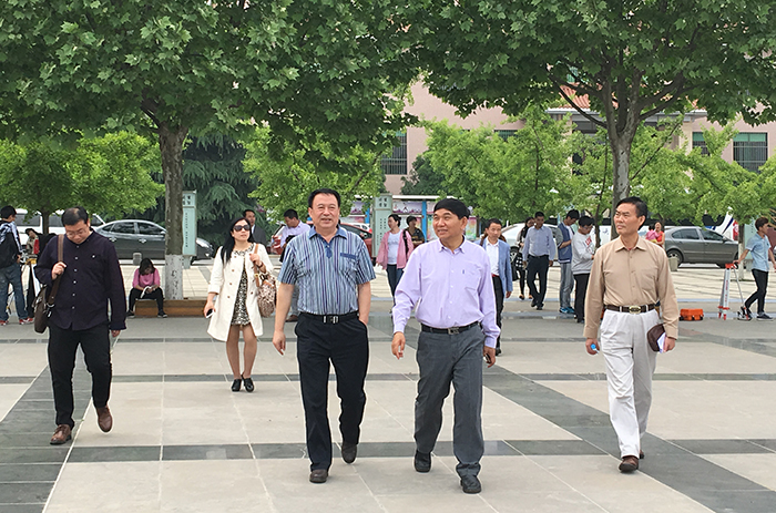 IMG_1376.jpg IMG_1376.jpg