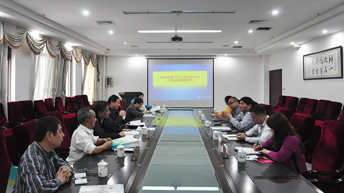 DSC_0323.JPG DSC_0323.JPG