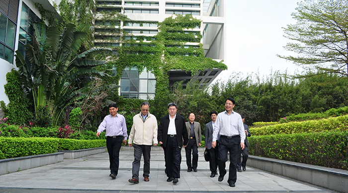 DSC_0446.JPG DSC_0446.JPG