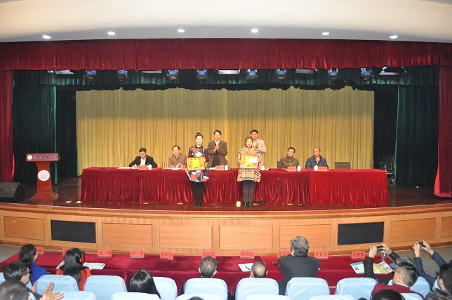 E:/lei/2016/DSC_0021.JPG E:/lei/2016/DSC_0021.JPG