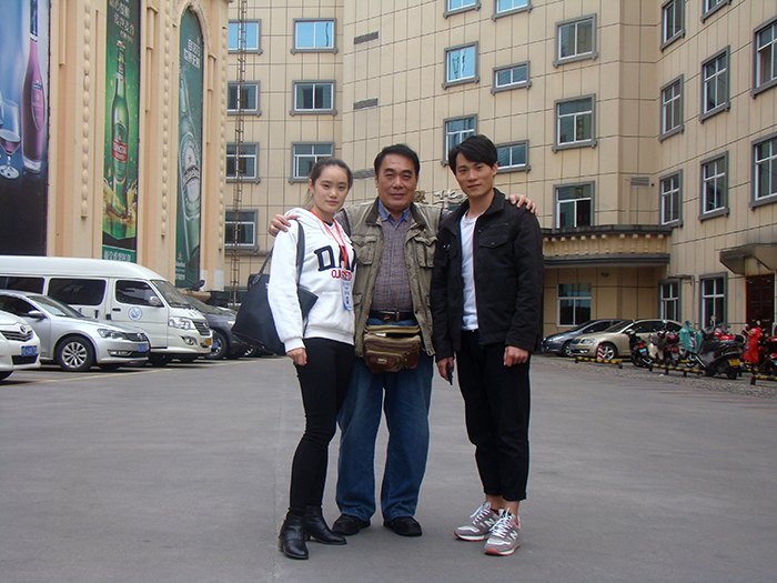 导游服务(普通话)曾浩、张腾与陈凯辉老师在一起.jpg 导游服务(普通话)曾浩、张腾与陈凯辉老师在一起.jpg