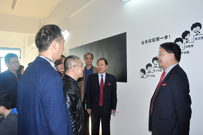 DSC_8302.jpg DSC_8302.jpg